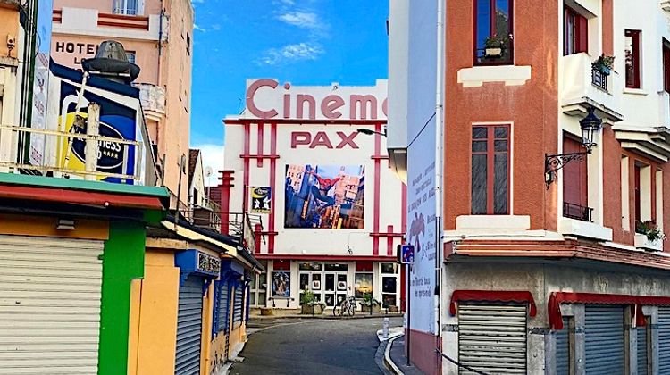 BONNE NOUVELLE – Réouverture du Cinéma Pax au centre de Lourdes